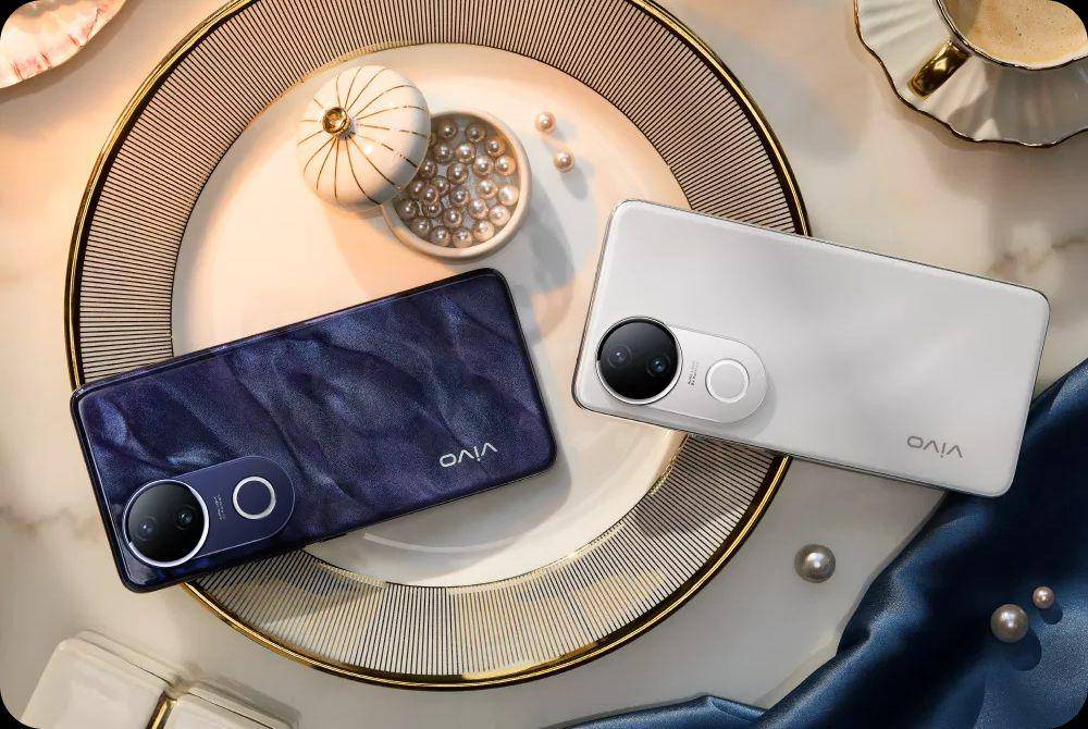 vivo V50e (vivo.com)
