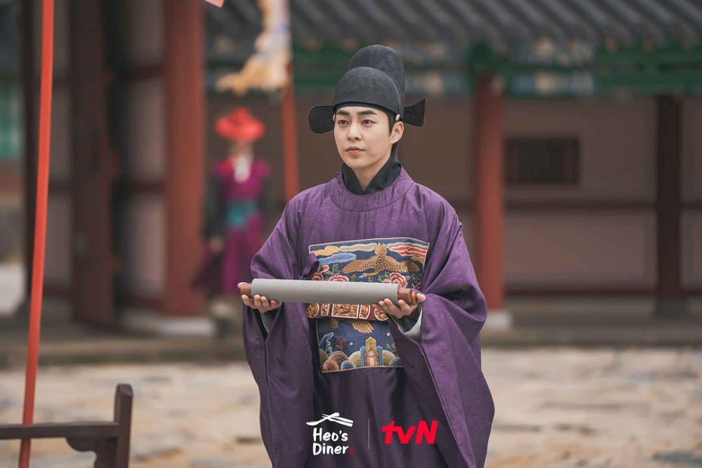 7 Situasi Setelah Heo Gyun ke Masa Depan di Drakor Heo's Diner