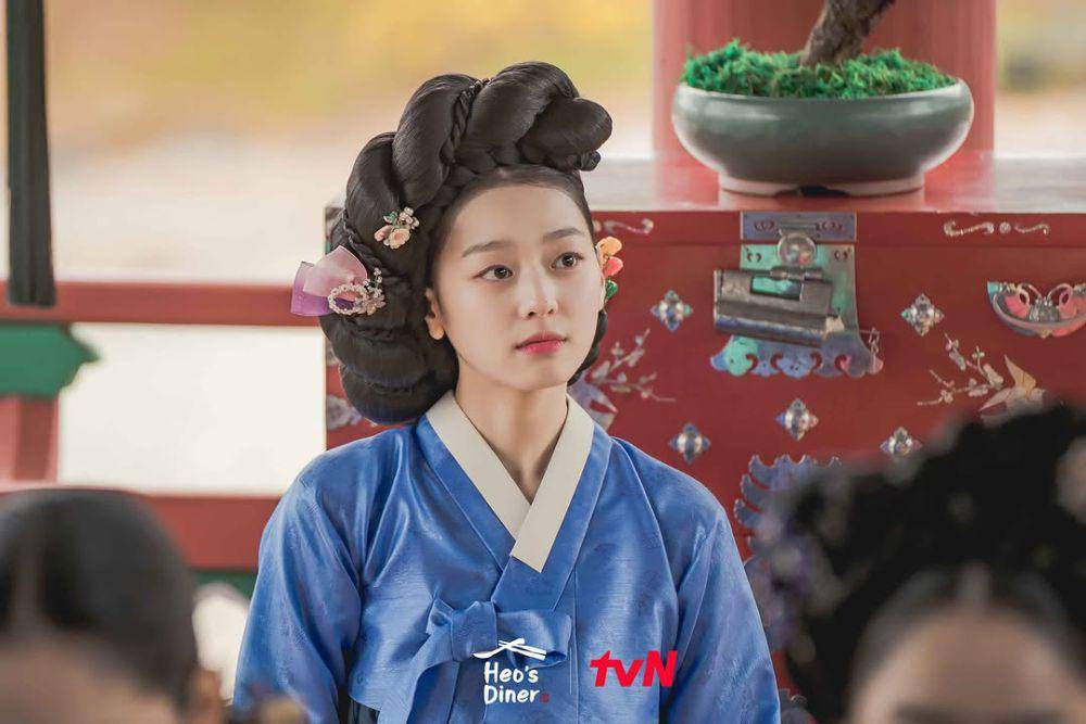 Still cut drama Heo's Diner (instagram.com/tvn.asia)