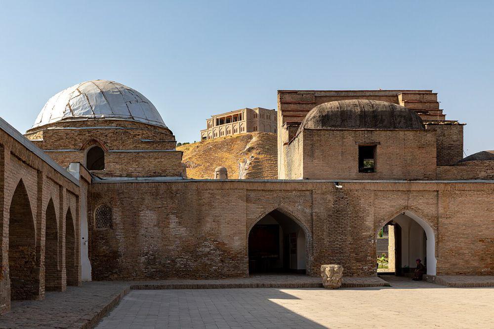 5 Fakta Benteng Hisor, Peninggalan Kekaisaran Persia di Tajikistan
