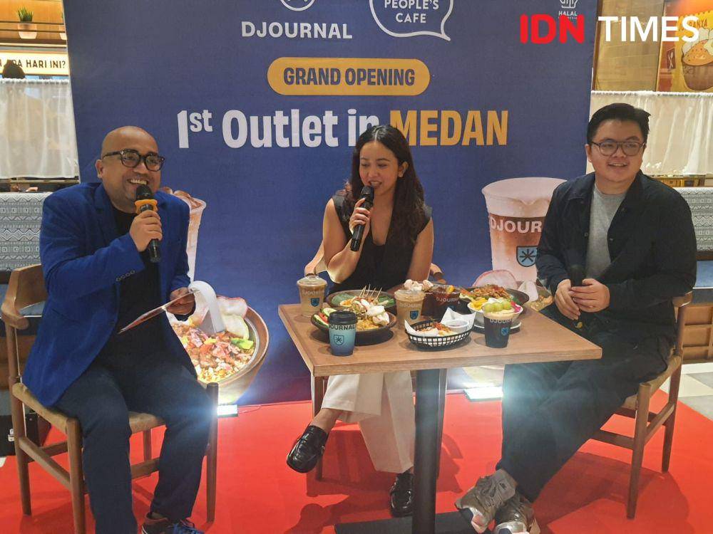 The People's Cafe dan Djournal hadir di Sun Plaza Medan (IDN Times/Doni Hermawan)