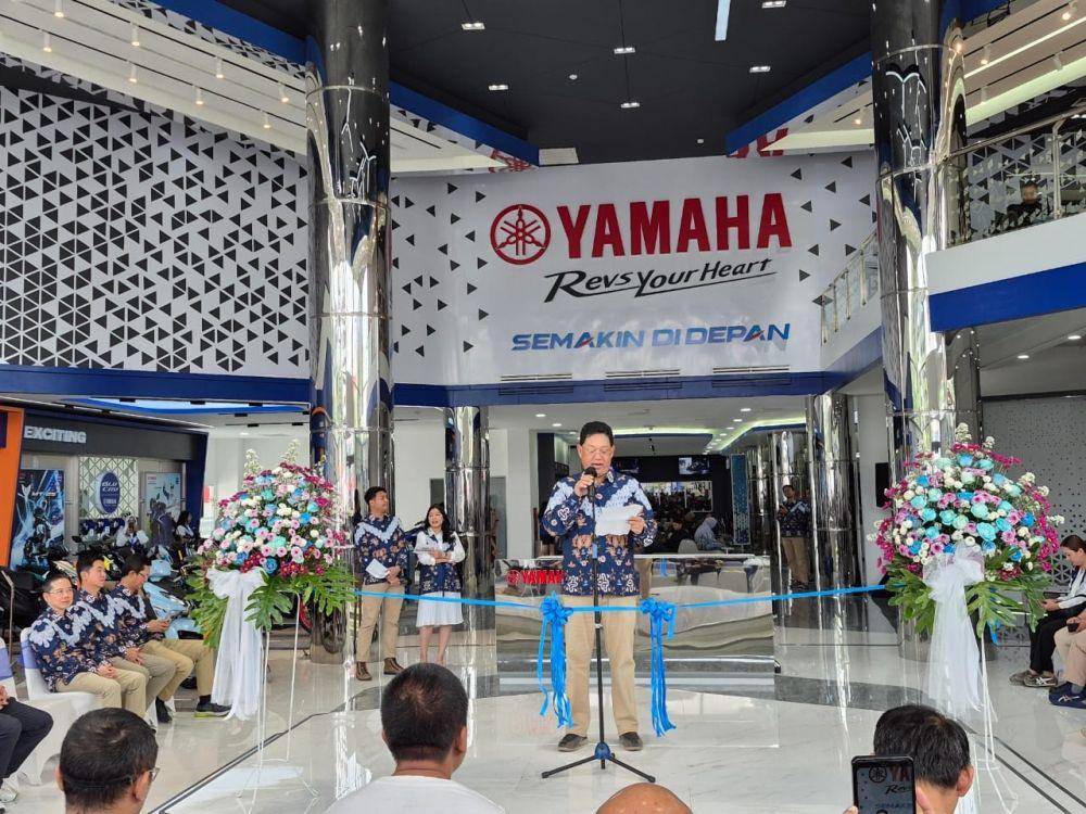 Melanjutkan proyek renovasi yang sudah berjalan (YIMM)