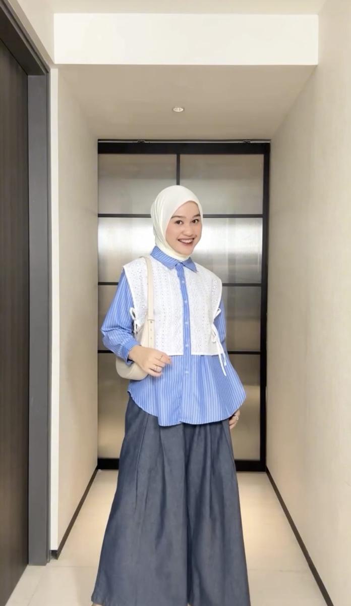 potret ide OOTD kasual playful buat ngampus ala Firyal Aisyah (instagram.com/firyalaisyah)