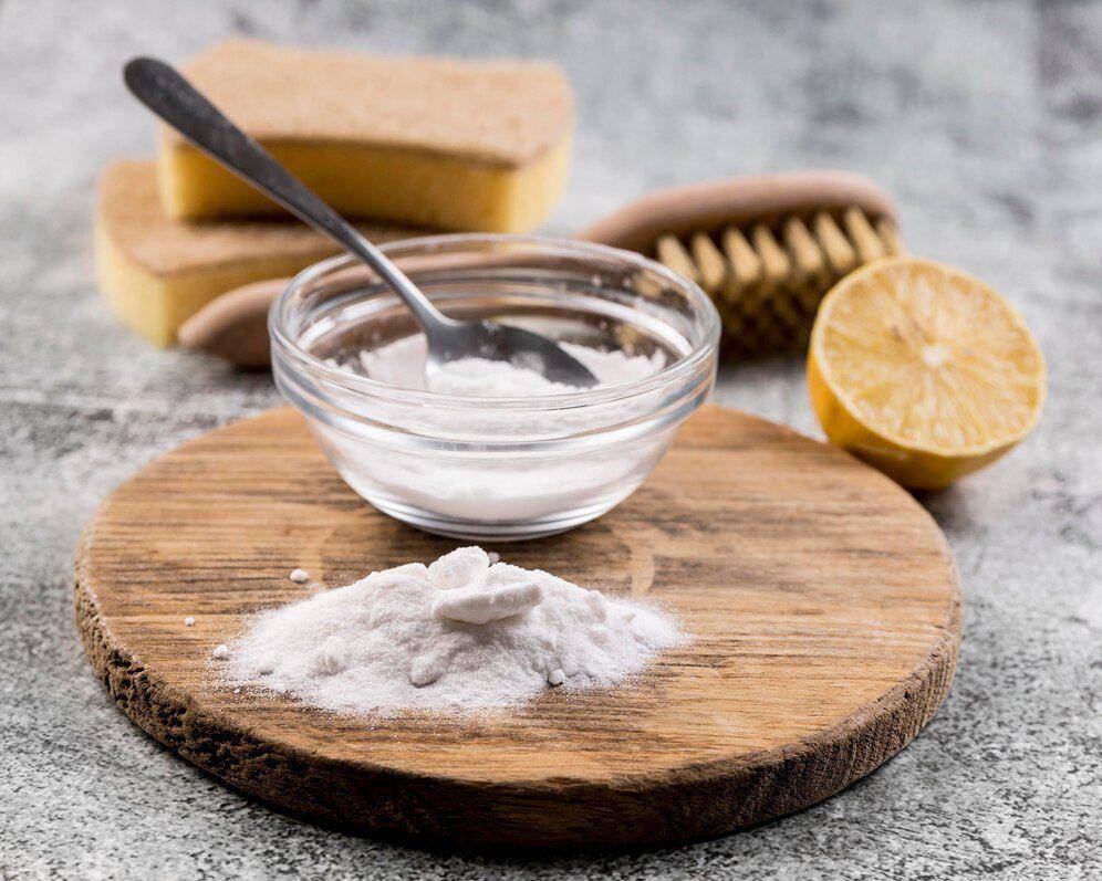 ilustrasi lemon dan baking soda (freepik.com/Freepik)