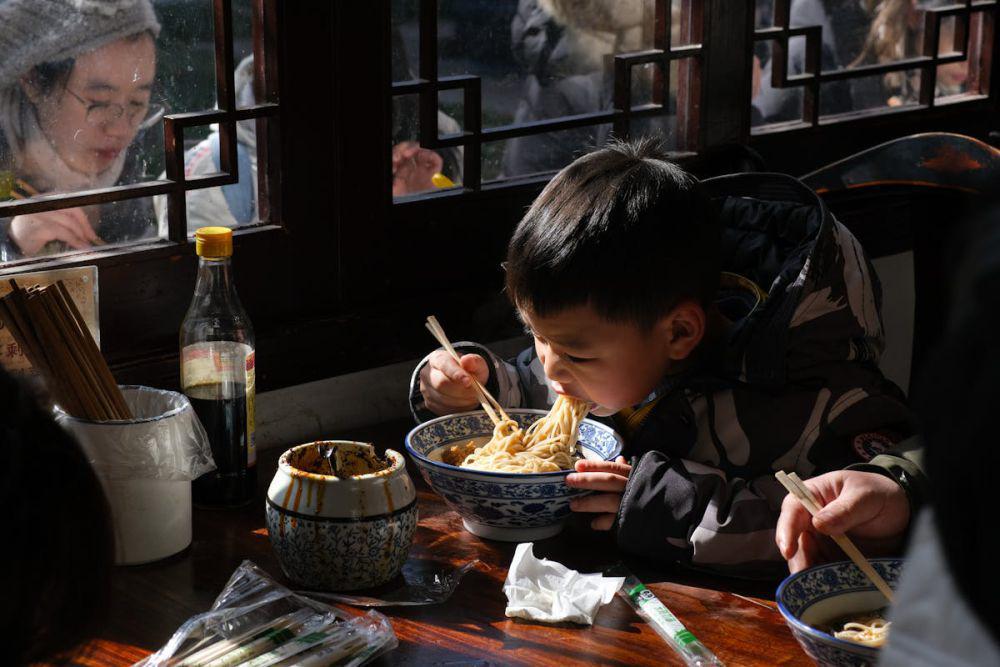 Kenapa Orang Indonesia Suka Makan Ramen? Ini Alasannya!