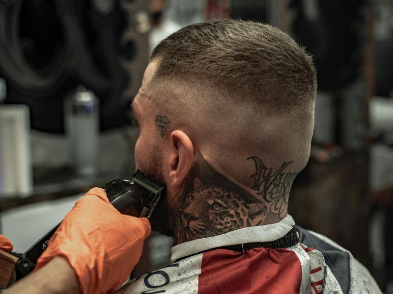 4 Variasi Potongan Rambut Model Low Taper, Eye Catchy dan Modern!