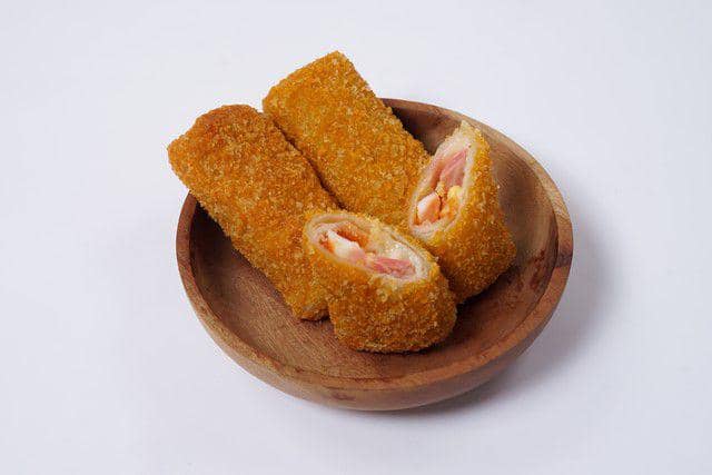 5 Resep Isian Risol Kekinian, Ada yang Gurih dan Manis | IDN Times