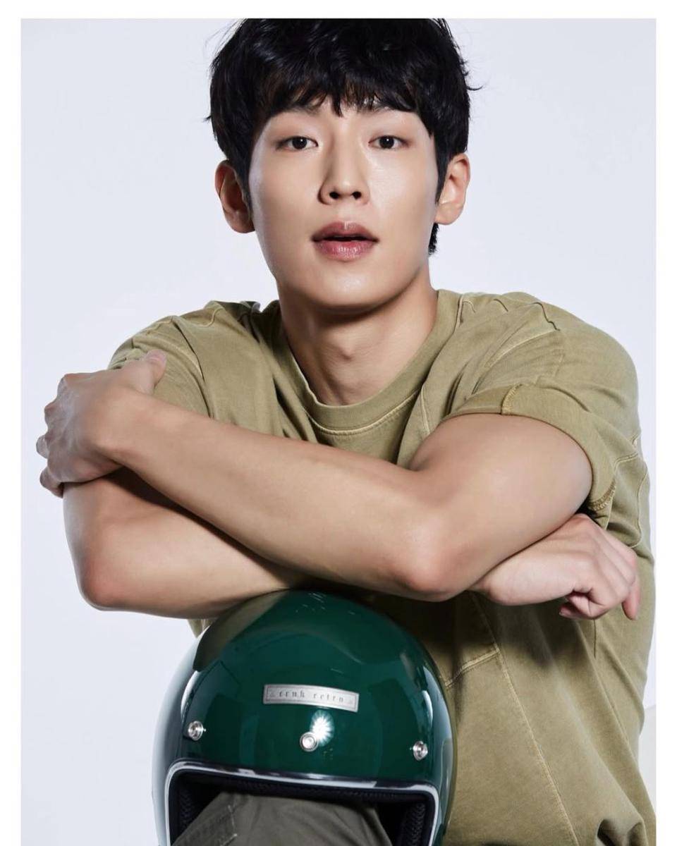 Lee Ki Taek (instagram.com/leekiitaek)