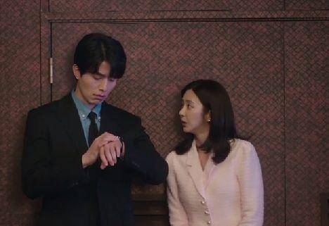 still cut drama Korea The Divorce Insurance (youtube.com/@tvNDRAMA_official)
