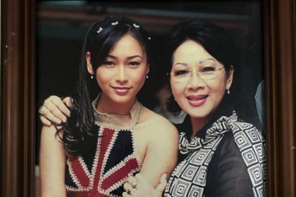 titiek puspa (instagram.com/titiekpuspa_official)