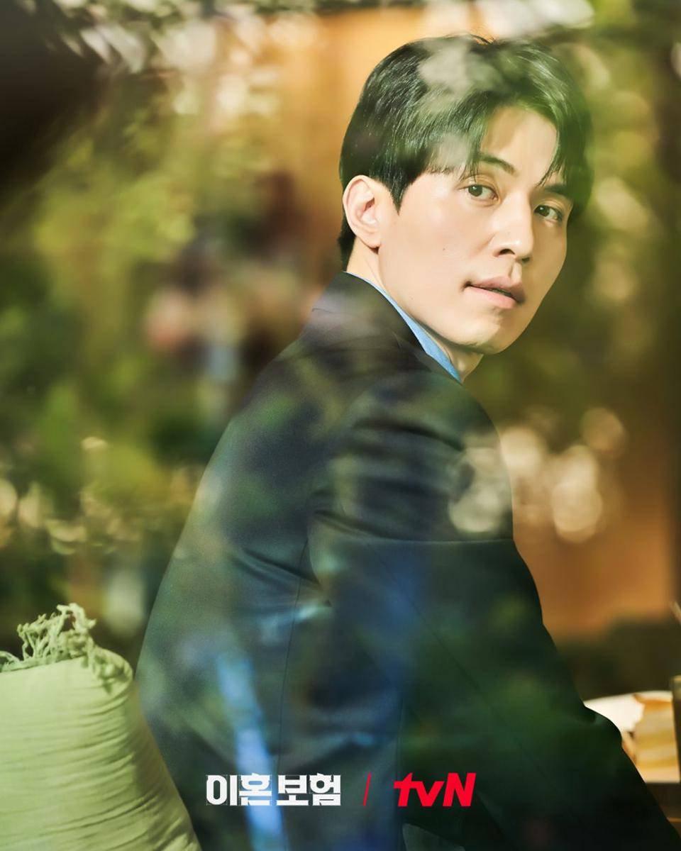 still cuts drama The Divorce Insurance (instagram.com/tvn_drama)