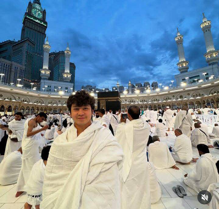 artis umrah di bulan Syawal (instagram.com/arbaniyasiz)