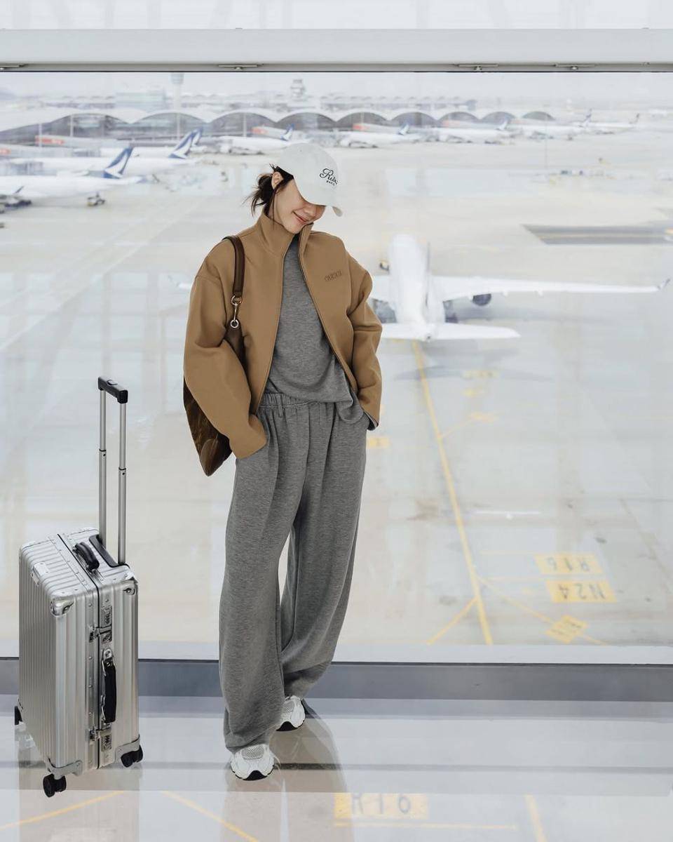 gaya layering outfit ala Jenny Tsang (instagram.com/tsangtastic)