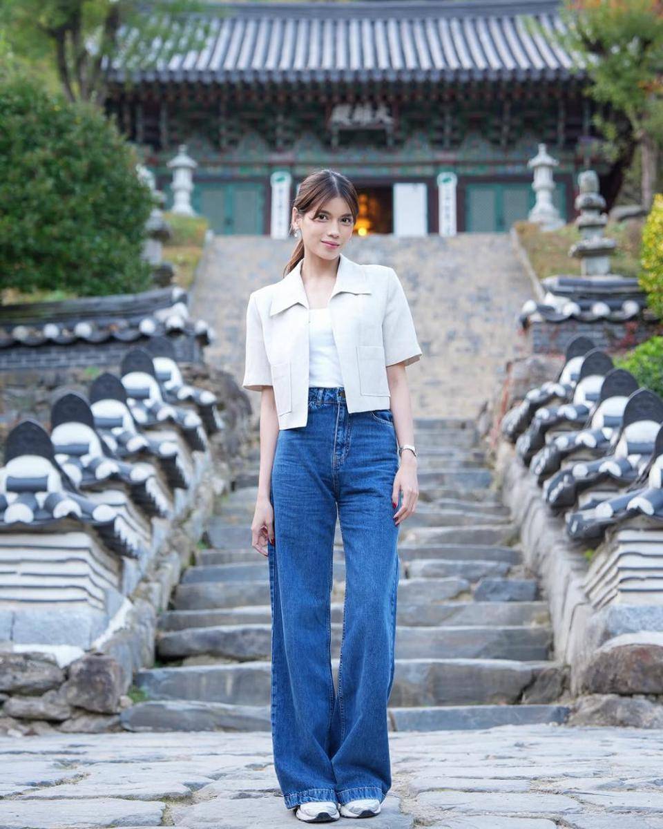 inspirasi smart casual style ala Sabrina Chairunnisa (instagram.com/sabrinachairunnisa_)