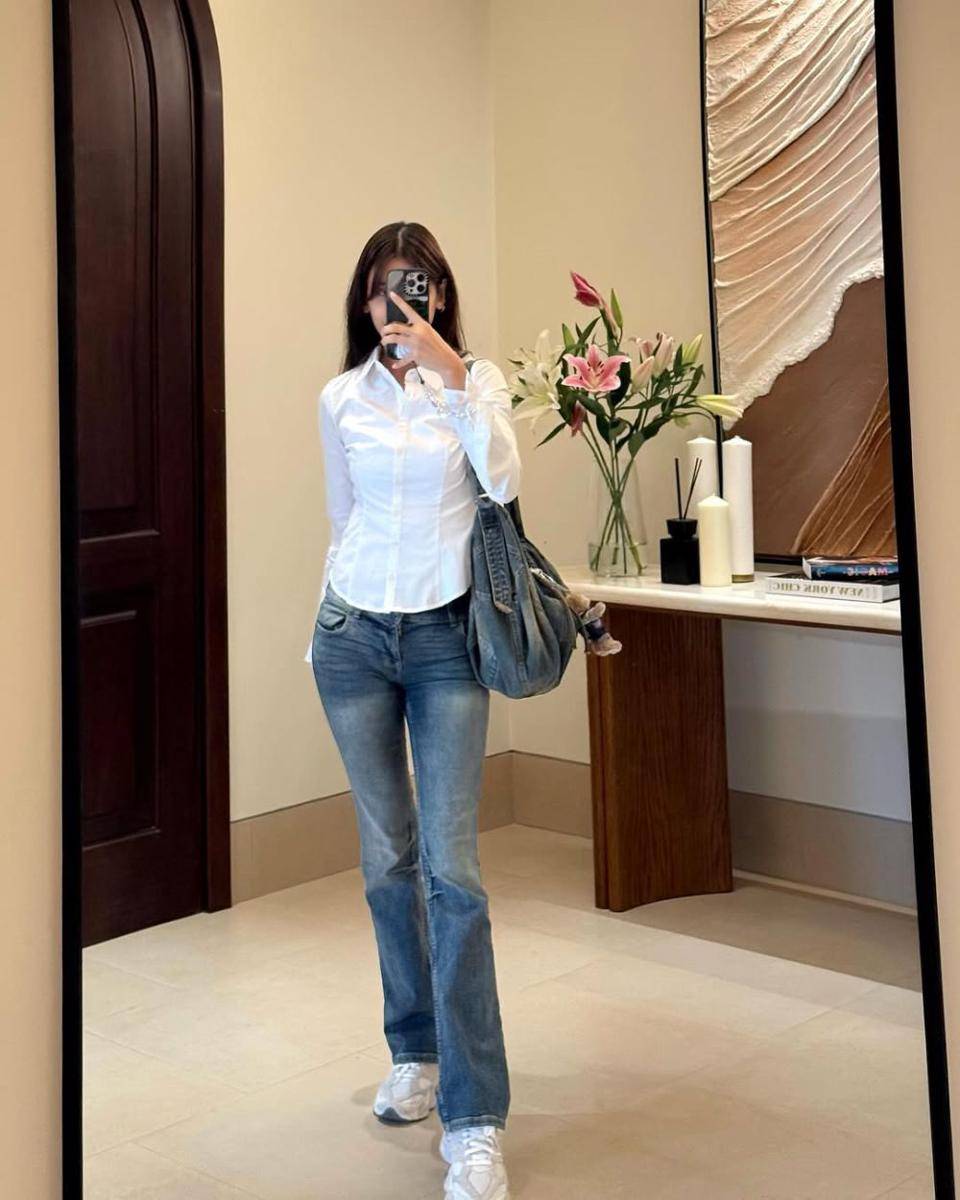 inspirasi smart casual style ala Sabrina Chairunnisa (instagram.com/sabrinachairunnisa_)