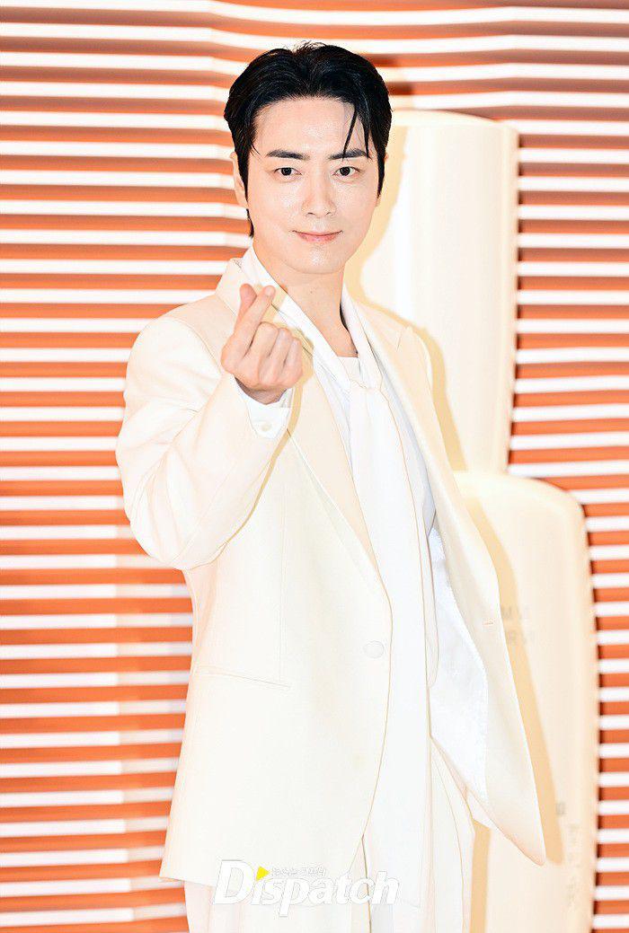 potret Lee Jun Hyuk di event Sulhwasoo (dok. Dispatch)