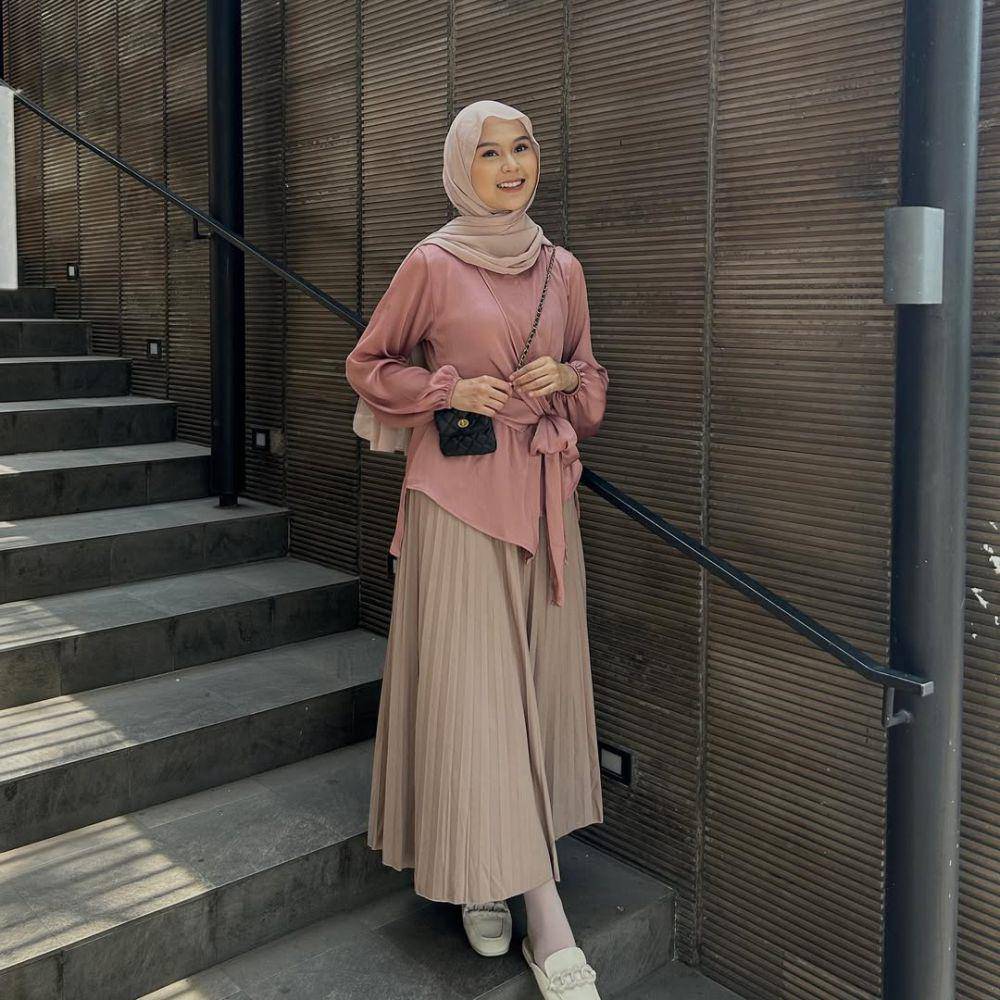 Ade Rara (instagram.com/aderara27)