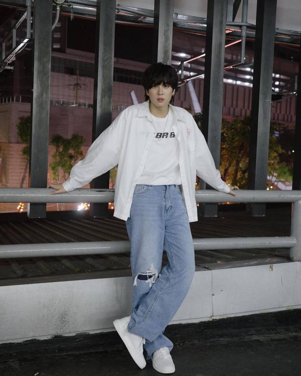 Pon Thanapon (instagram.com/thana_pon)