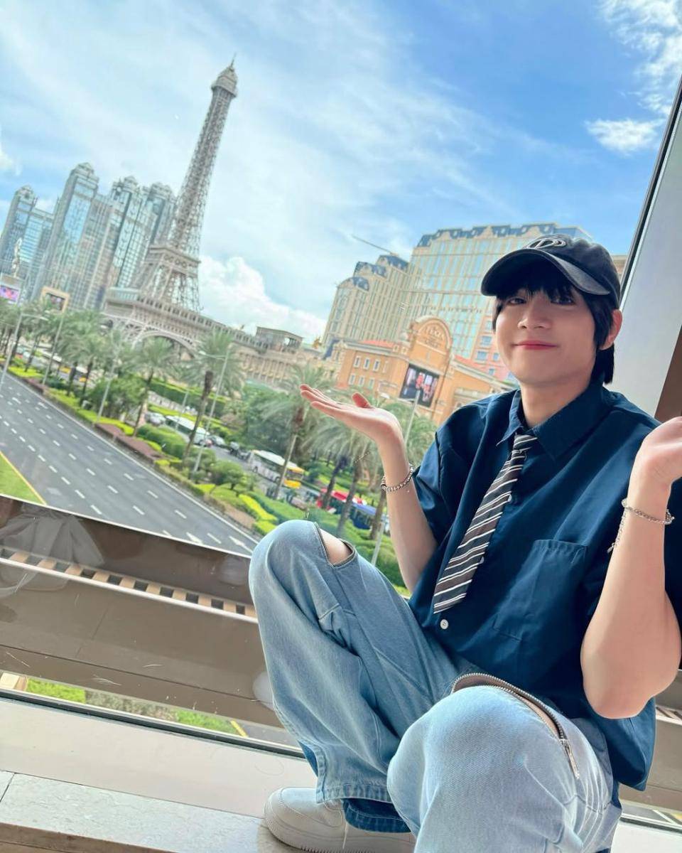 Pon Thanapon (instagram.com/thana_pon)