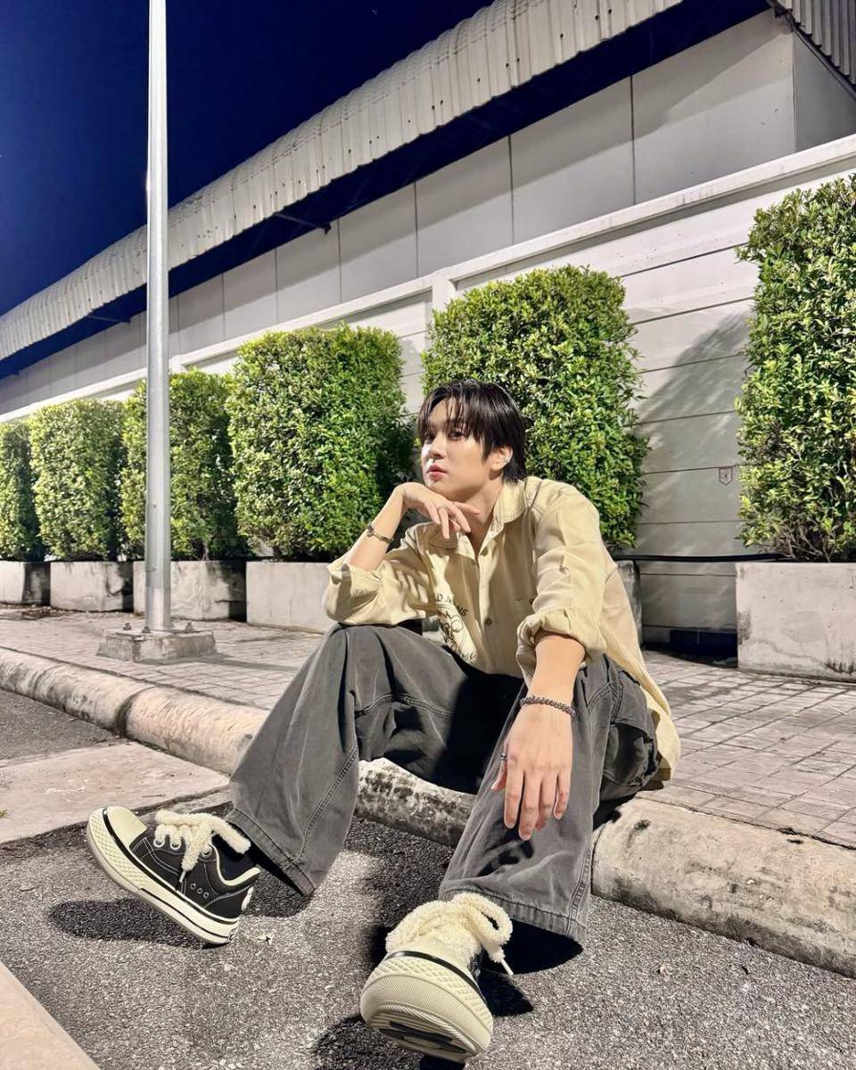 Pon Thanapon (instagram.com/thana_pon)