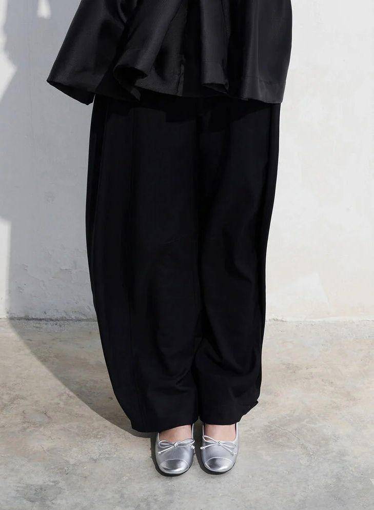 ilustrasi ballet flat dari Charles & Keith (dok. Charles & Keith)