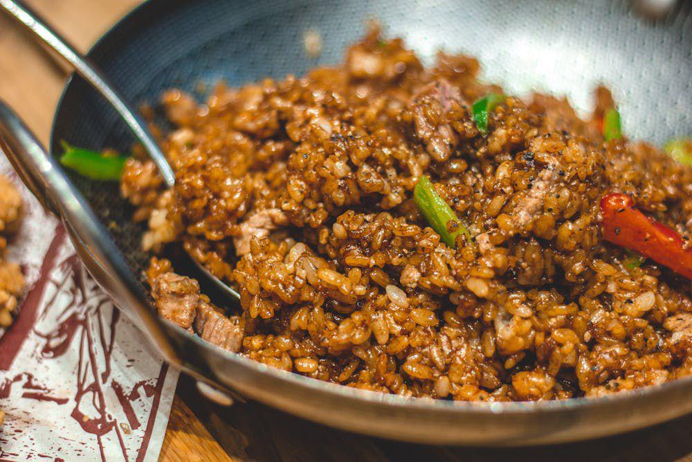 5 Bahan Pengganti Garam untuk Nasi Goreng Tetap Gurih dan Lezat