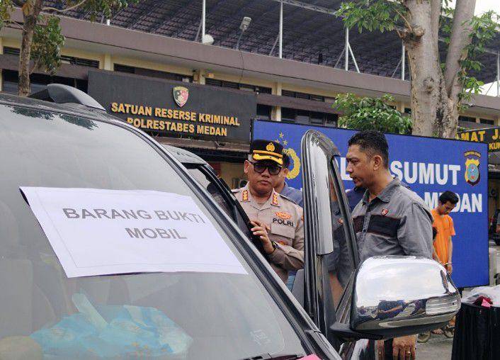 Mobil yang dirampok oleh pelaku yang bunuh sopir taksi online (IDN Times/Eko Agus Herianto)