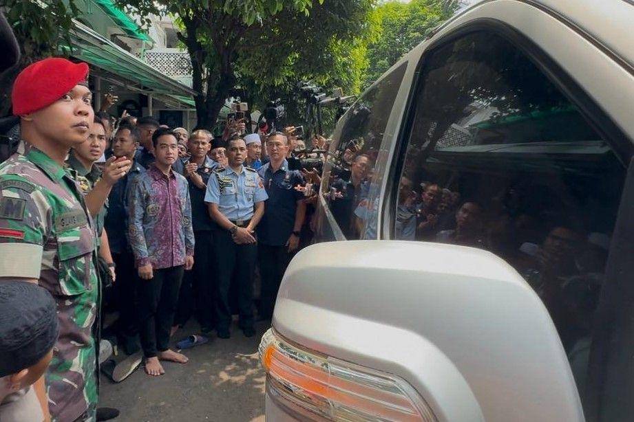 Wakil Presiden (Wapres) Gibran Rakabuming melayat Titiek Puspa, Jumat (11/04/2025) (dok. Setwapres)