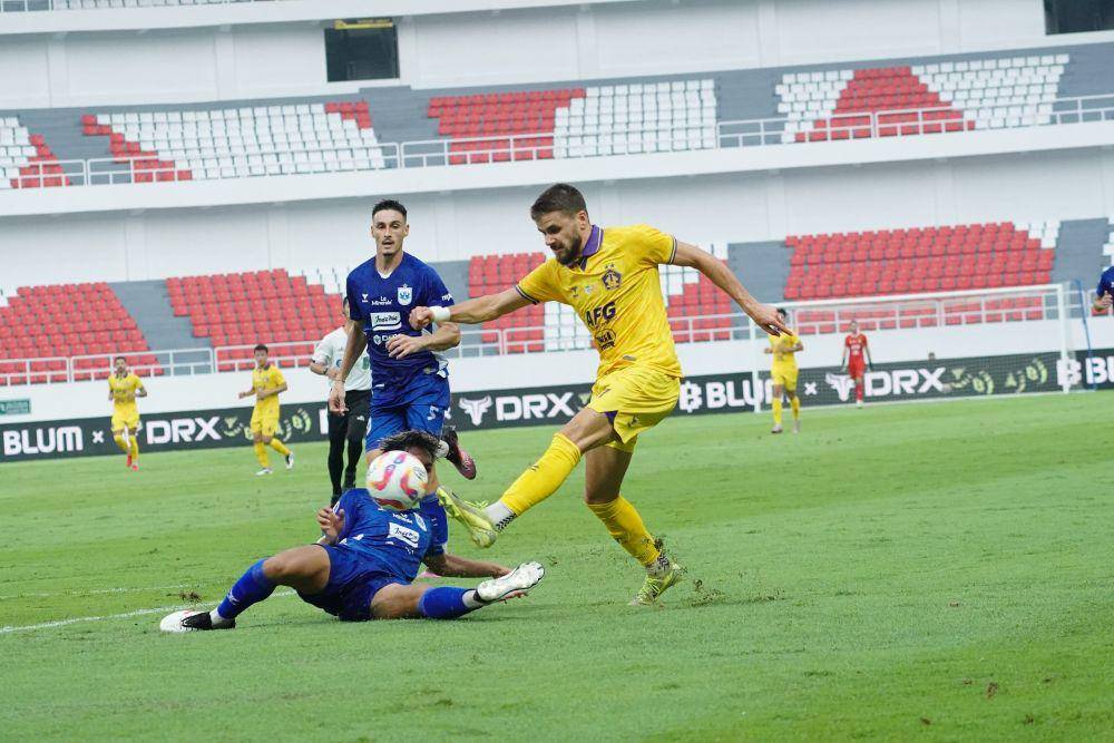 Pemain Persik Kediri saat melawan PSIS Semarang. IDN Times/ istimewa