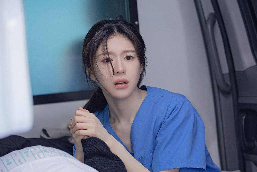 Still cut drama Korea Resident Playbook (Instagram.com/tvn_drama)