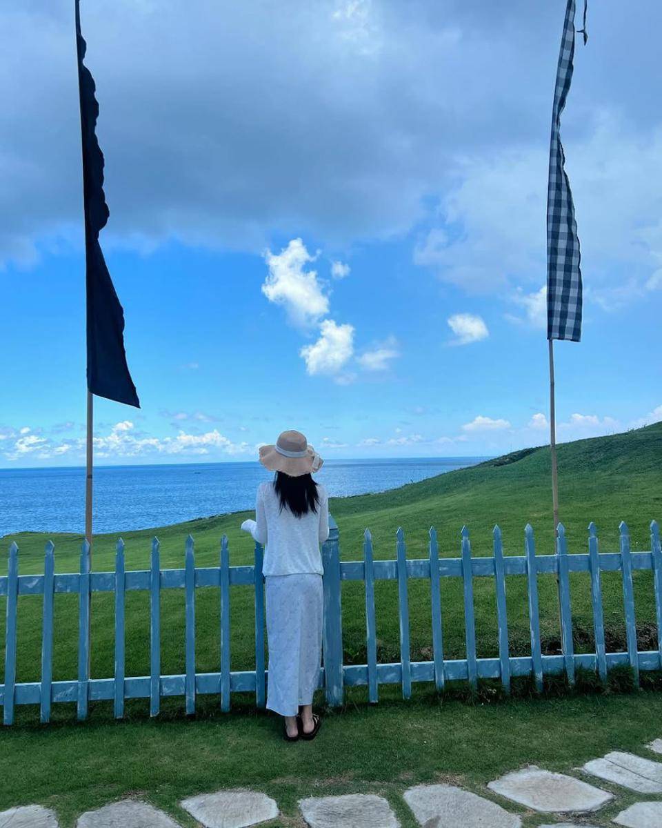 potret Miyeon (G)I-DLE liburan di Bali (instagram.com/noodle.zip)