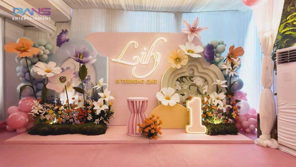 ulang tahun Lily yang pertama (YouTube.com/Rans Entertainment)