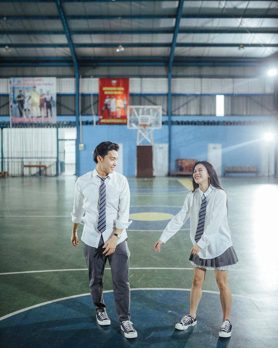 outfit prewedding ala Jessica Jane dan Erwin Phang (instagram.com/jessicajane99)