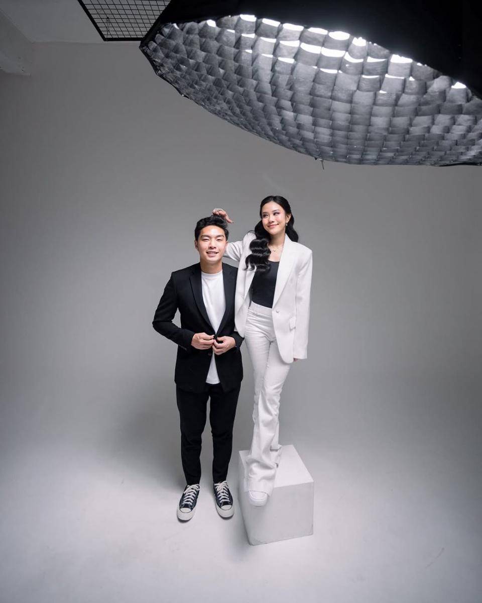 outfit prewedding ala Jessica Jane dan Erwin Phang (instagram.com/jessicajane99)