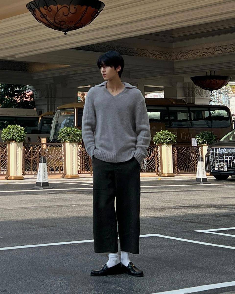 styling sepatu loafer ala Dunk Natachai (instagram.com/dunknatachai)