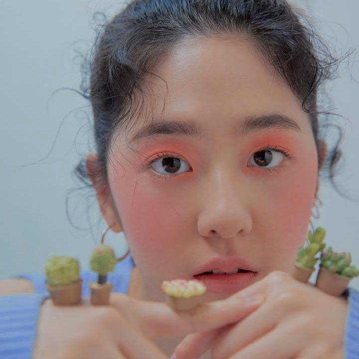 inspirasi makeup Park Hye Soo (instagram.com/hyesuuuuuya)