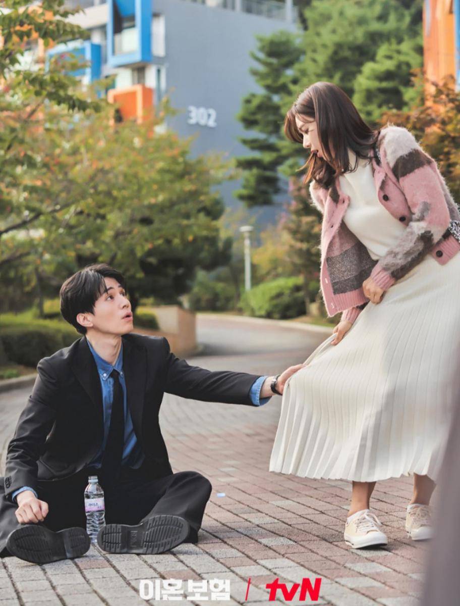 Still cut The Divorce Insurance (dok. tvN/The Divorce Insurance)