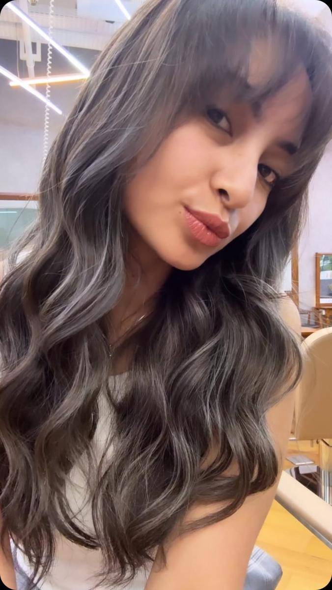 potret ide gaya rambut ala Valerie Tifanka (instagram.com/valtifanka)