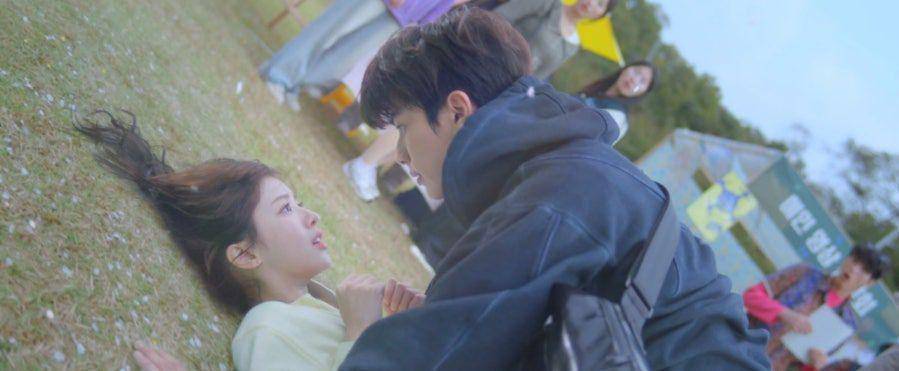 Still cut drama Crushology 101 (dok.MBC Drama/Crushology 101)