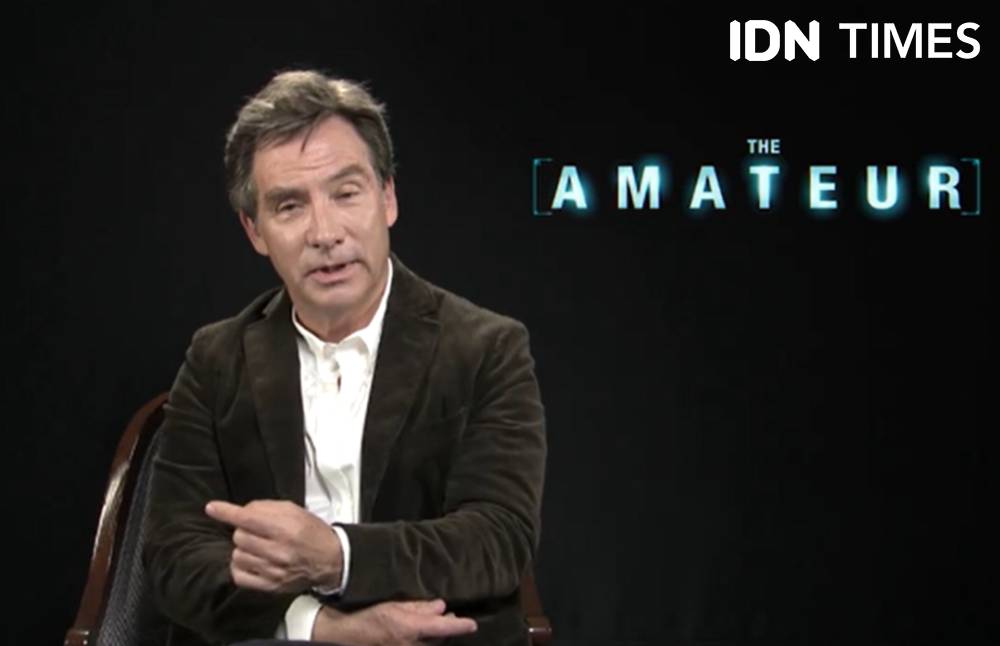 James Hawes dalam interview The Amateur (dok. IDN Times)