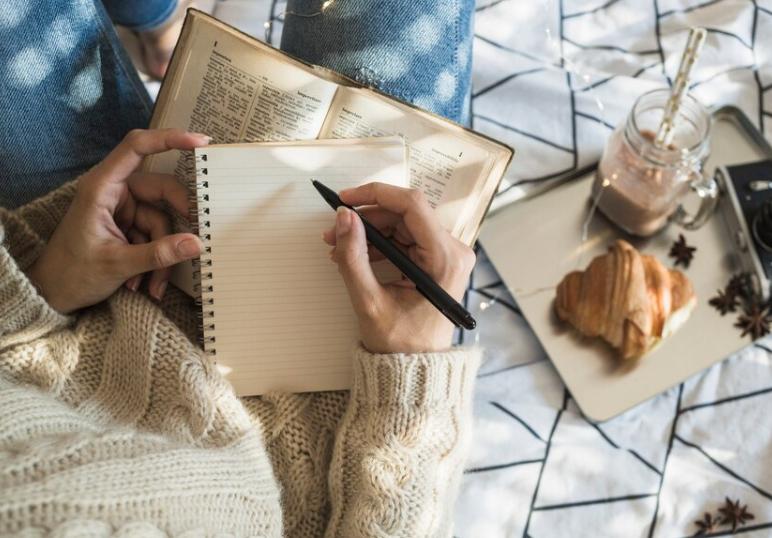 5 Aktivitas Sederhana yang Bisa Memicu Creative Thinking, Cobain!