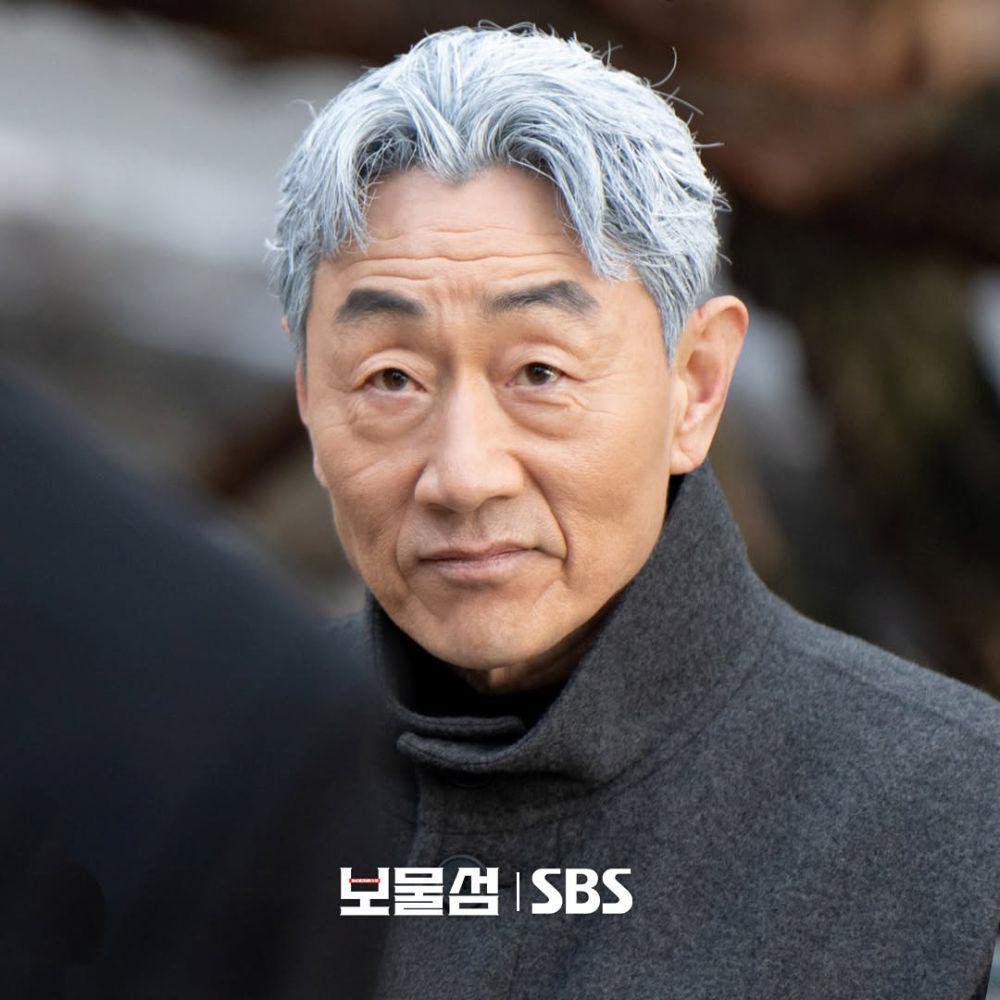 still cut drama Buried Hearts (instagram.com/sbsdrama.official)
