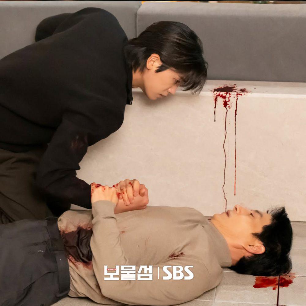 still cut drama Buried Hearts (instagram.com/sbsdrama.official)