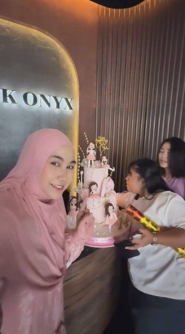 anniversary Cherrybelle (instagram.com/anisarahma_12)