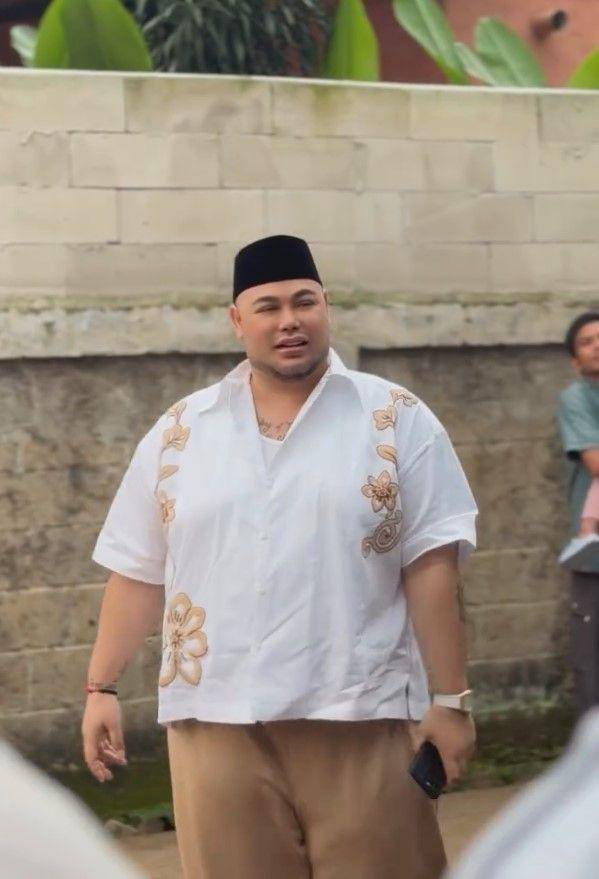 peresmian pondok pesantren Ivan Gunawan (instagram.com/ivan_gunawan)