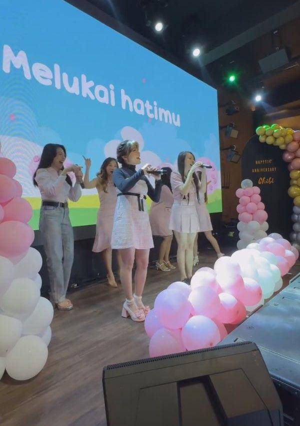 anniversary Cherrybelle (instagram.com/cherly7uno)