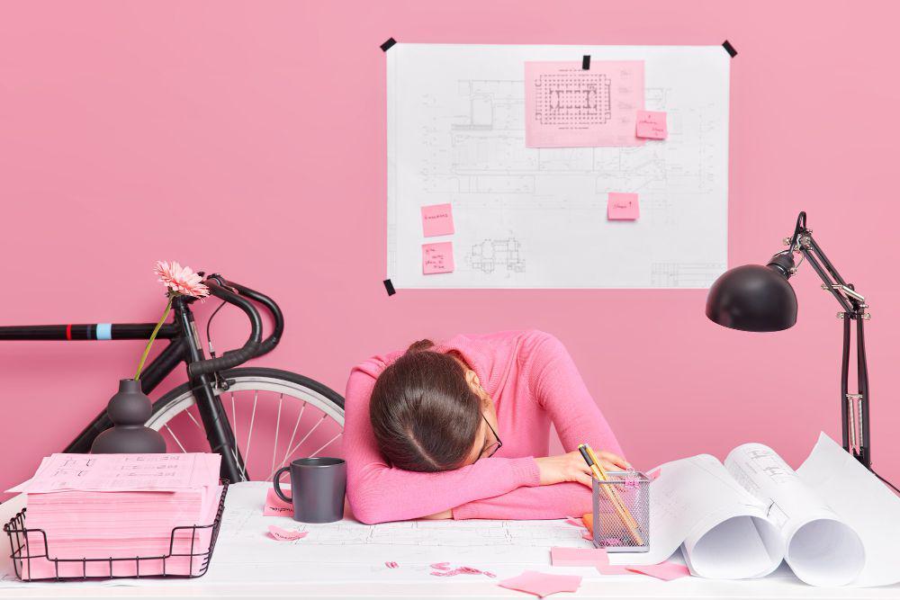 Burnout atau Boreout? Kenali Bedanya agar Tidak Keliru!