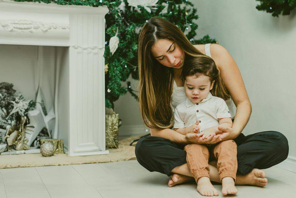 potret orangtua dan anak (pexels.com/Tamilles Esposito)