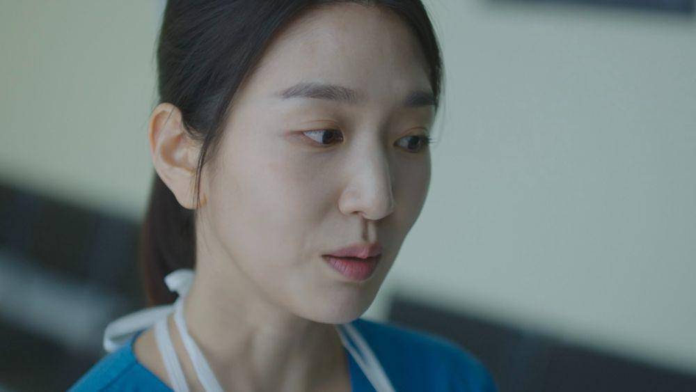 cuplikan karakter Myung Eun Won di Resident Playbook (dok. tvN/Resident Playbook)