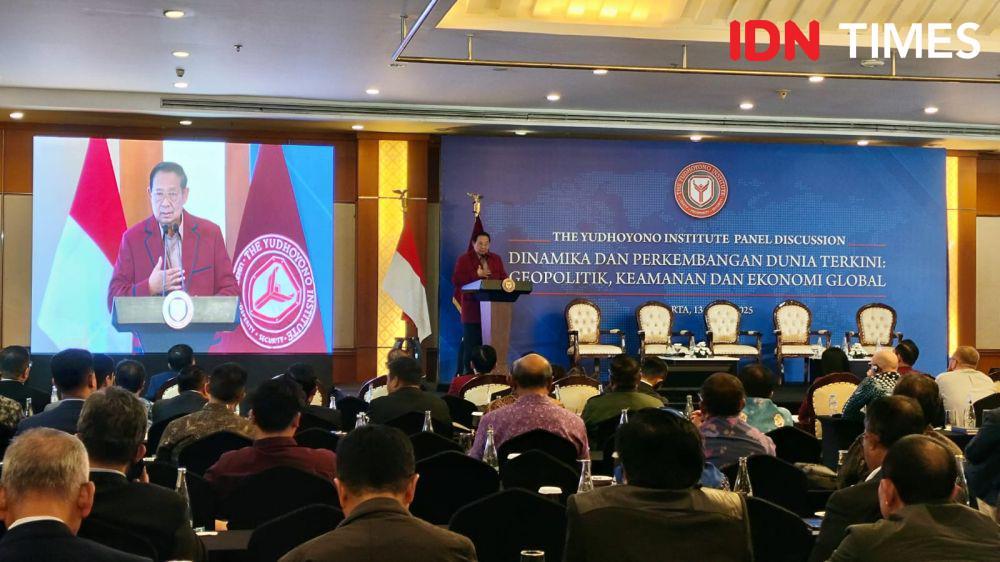 Curhat SBY Diganggu Isu Tarif Trump saat Melukis Gunung di Bogor